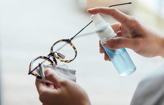 Maintaining your spectacle lenses